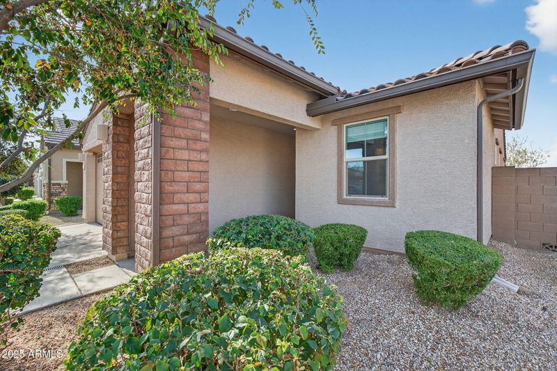 5950 N 90th Dr, Glendale, AZ 85305