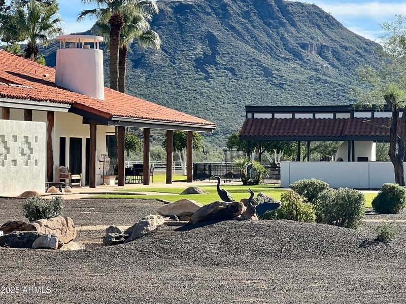 5950 Table Mesa Rd, New River, AZ 85087