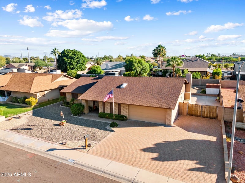 5951 Campo Bello Dr, Glendale, AZ 85308