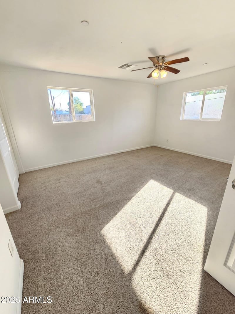 5951 W Glenn Dr, Glendale, AZ 85301