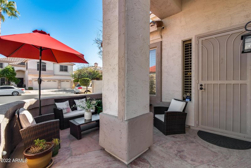 5951 W Kerry Ln, Glendale, AZ 85308
