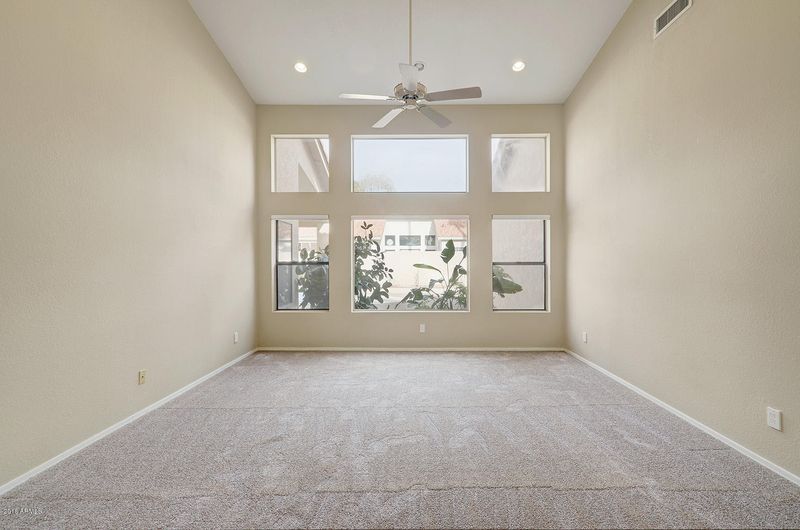 5952 E Sandra Ter, Scottsdale, AZ 85254