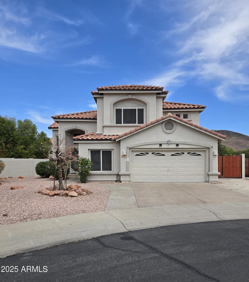 5952 Morning Dove Dr, Glendale, AZ 85308