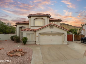 5952 Morning Dove Dr, Glendale, AZ 85308