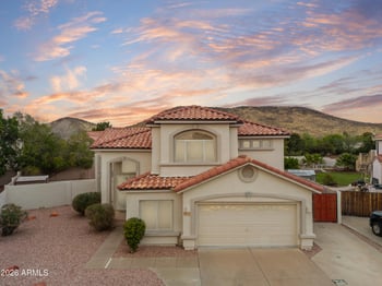 5952 Morning Dove Dr, Glendale, AZ 85308