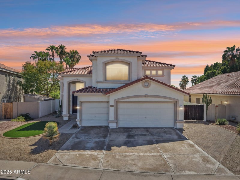 5953 W Aurora Dr, Glendale, AZ 85308