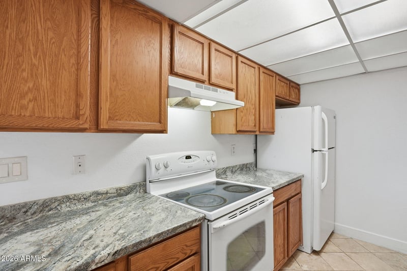 5955 W Golden Ln, Glendale, AZ 85302
