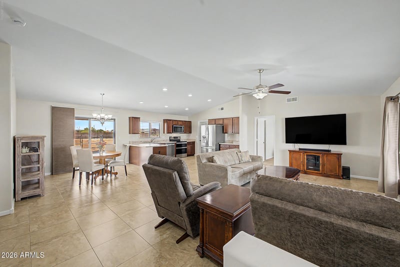 5959 Red Bird Ln, San Tan Valley, AZ 85140