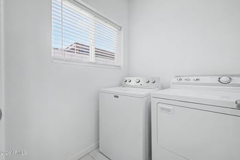 5959 W Gardenia Ave, Glendale, AZ 85301