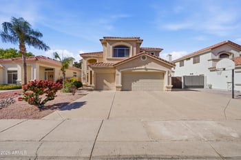 5960 Lone Cactus Dr, Glendale, AZ 85308