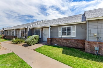 5960 Oregon Ave #120, Glendale, AZ 85301