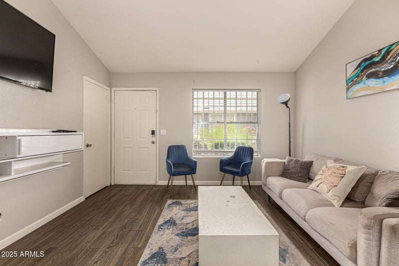 5960 Oregon Ave #120, Glendale, AZ 85301