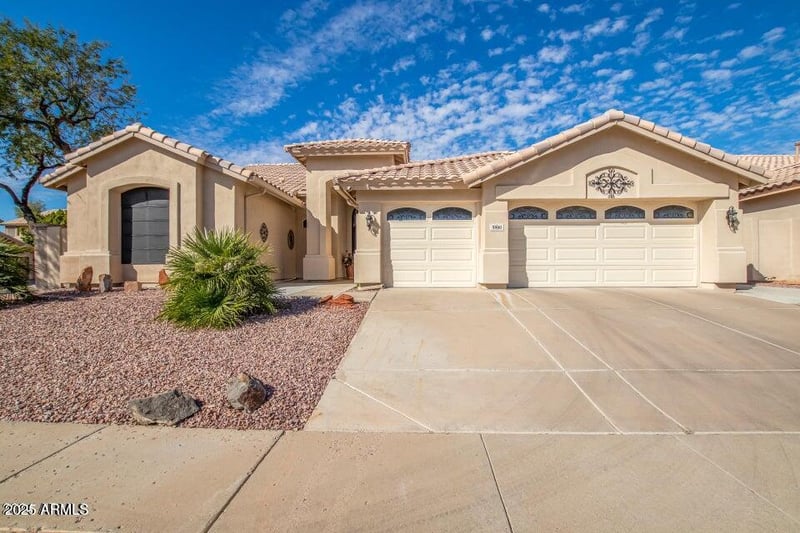 5960 Via Montoya Dr, Glendale, AZ 85310