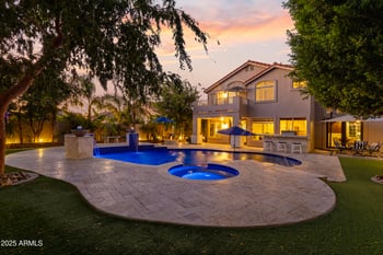 5961 Melinda Ln, Glendale, AZ 85308