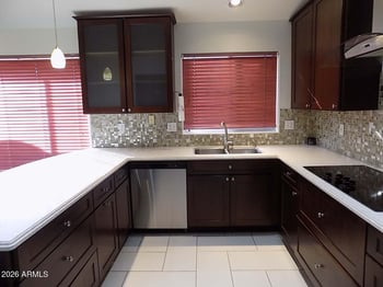 5961 Saragosa Ct, Chandler, AZ 85226