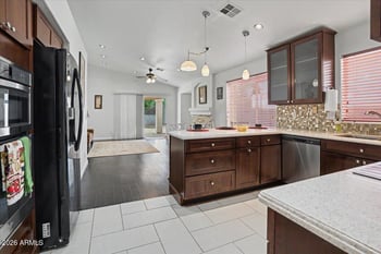 5961 W Saragosa Ct, Chandler, AZ 85226