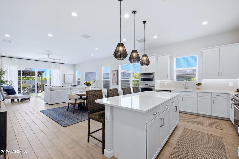 5963 E Lone Cactus Rd, Phoenix, AZ 85054