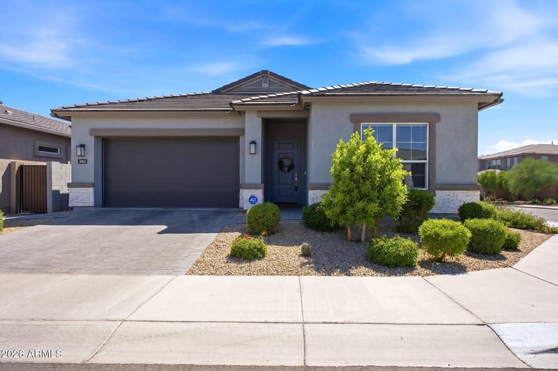 5963 E Lone Cactus Rd, Phoenix, AZ 85054