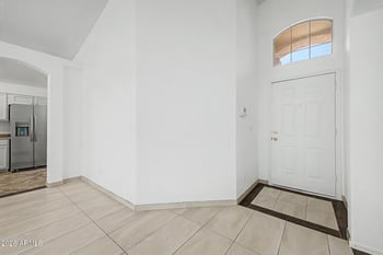 5963 W Mercury Way, Chandler, AZ 85226