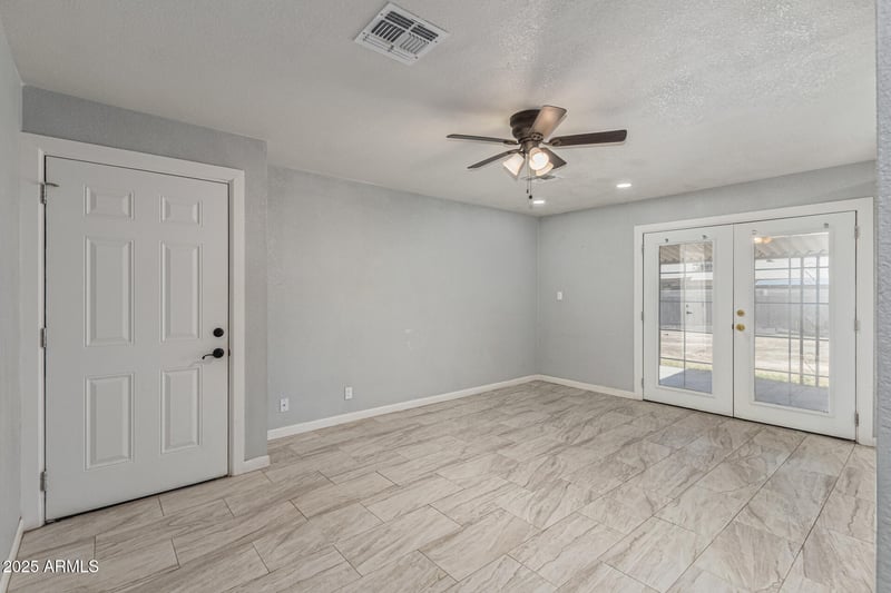 5968 Coolidge St, Phoenix, AZ 85033