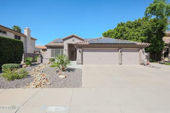 5974 Kerry Ln, Glendale, AZ 85308