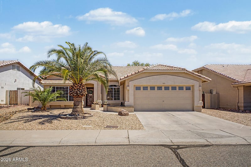 5975 Alameda Rd, Glendale, AZ 85310