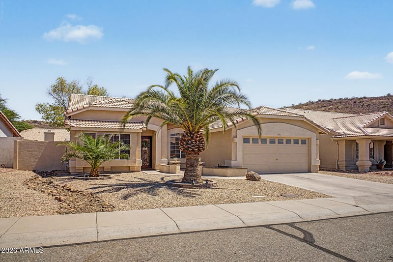 5975 Alameda Rd, Glendale, AZ 85310