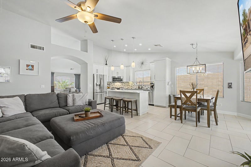 5975 Alameda Rd, Glendale, AZ 85310