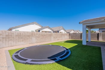 598 Hazelnut Ln, San Tan Valley, AZ 85140
