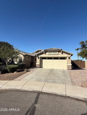 598 Taylor Trl, San Tan Valley, AZ 85143