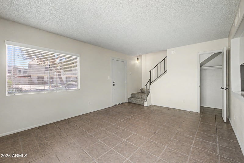 5981 N 48th Dr, Glendale, AZ 85301