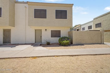 5981 N 48th Dr, Glendale, AZ 85301