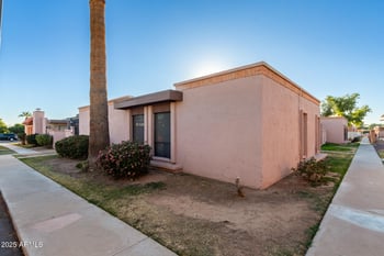 5984 Augusta Ave, Glendale, AZ 85301