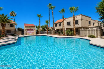 5984 48th Ave, Glendale, AZ 85301