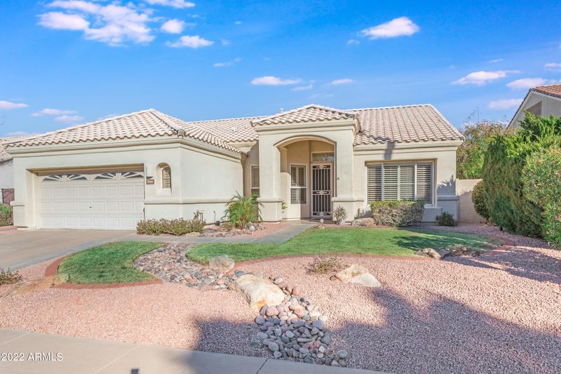 5988 W Potter Dr, Glendale, AZ 85308