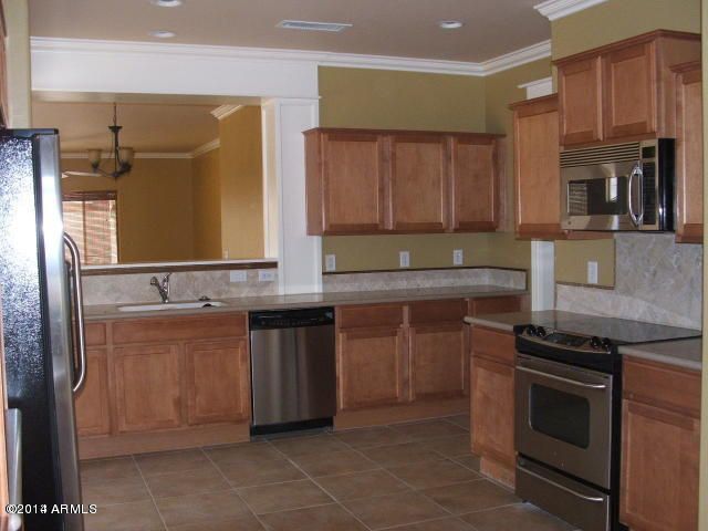 599 E Yellow Wood Ave, San Tan Valley, AZ 85140