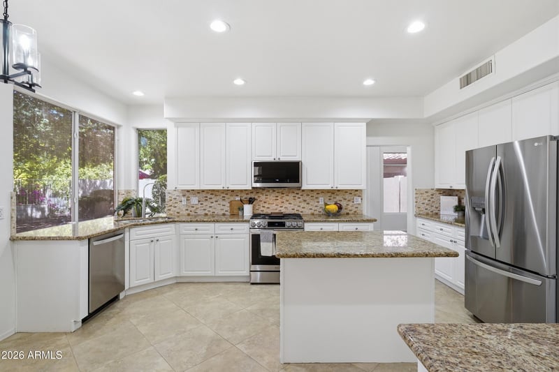 5993 Aurora Dr, Glendale, AZ 85308