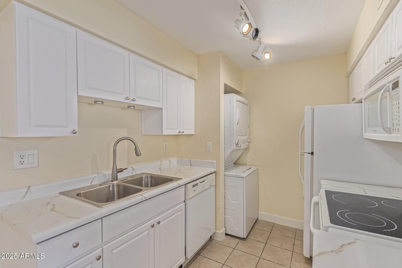 5995 78th St #1037, Scottsdale, AZ 85250