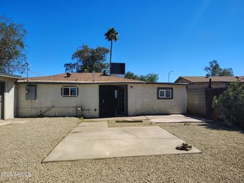 6 30th Dr, Phoenix, AZ 85009