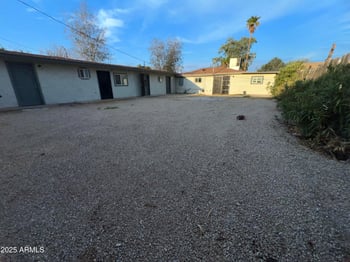6 30th Dr, Phoenix, AZ 85009