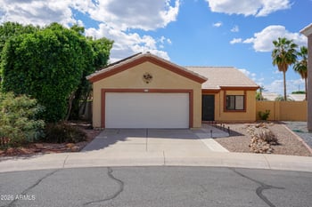 60 Melody Dr, Gilbert, AZ 85233