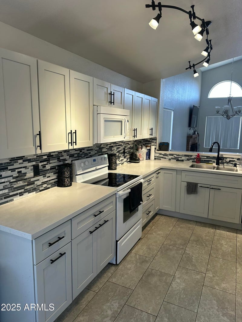 60 Willow Creek St, Chandler, AZ 85225