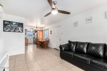 600 Dobson Rd #122, Mesa, AZ 85202