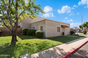 600 Dobson Rd #215, Mesa, AZ 85202