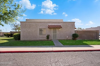 600 Dobson Rd #215, Mesa, AZ 85202