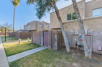 600 Dobson Rd #88, Mesa, AZ 85202