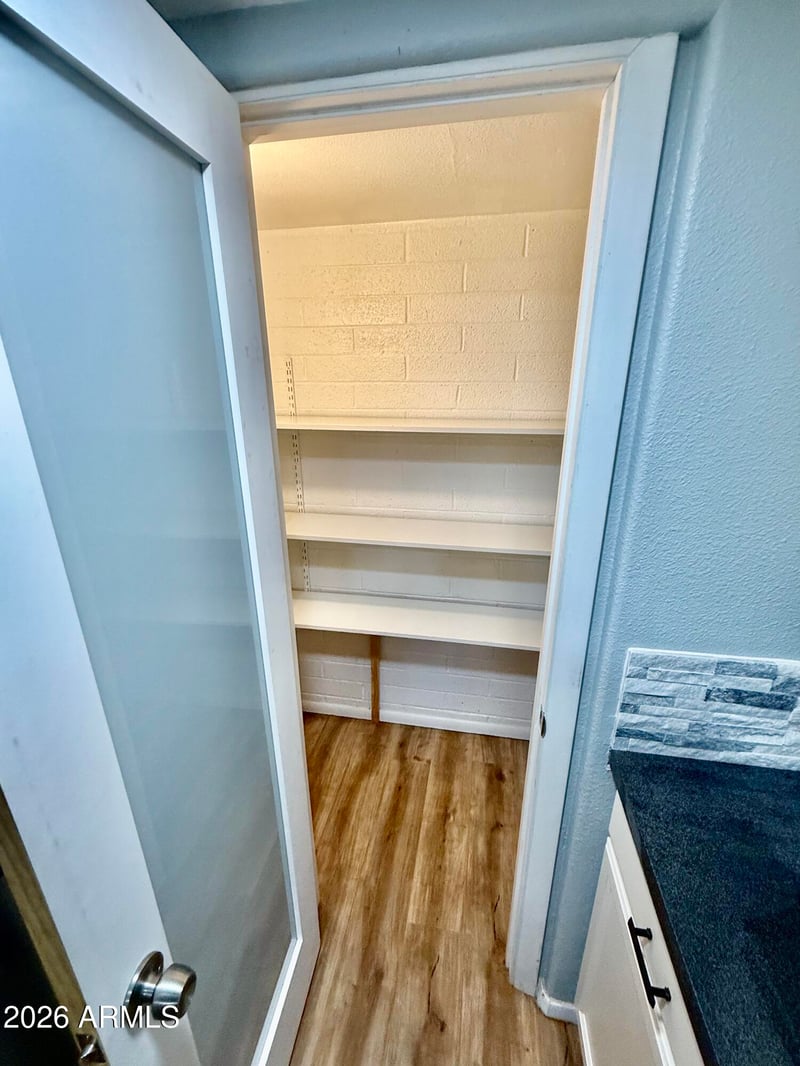 600 Dobson Rd #111, Mesa, AZ 85202