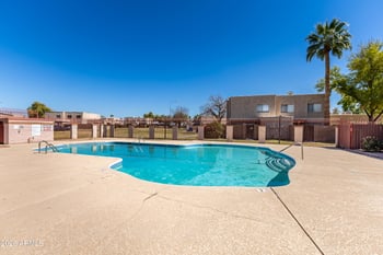 600 Dobson Rd #138, Mesa, AZ 85202