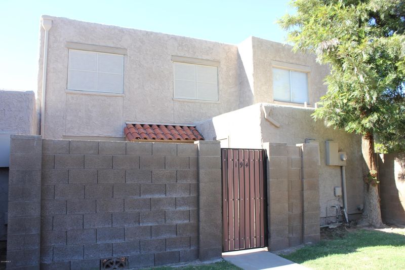600 S Dobson Rd #194, Mesa, AZ 85202