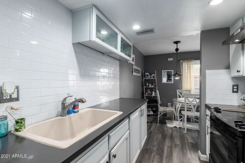 600 S Dobson Rd #77, Mesa, AZ 85202